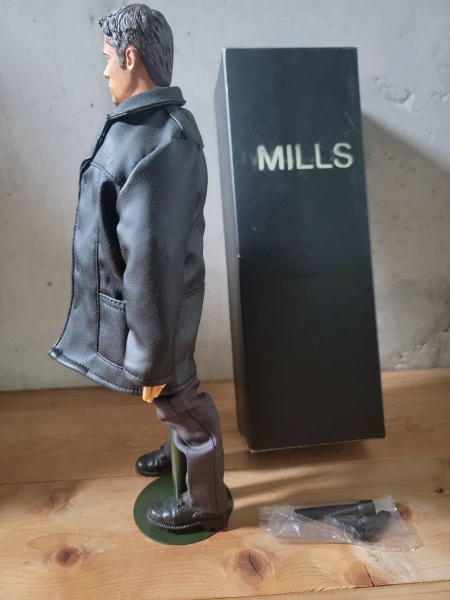 Amazon | 貴重 セブン Seven 1995 デビッドミルズ 刑事 ブラッドピット